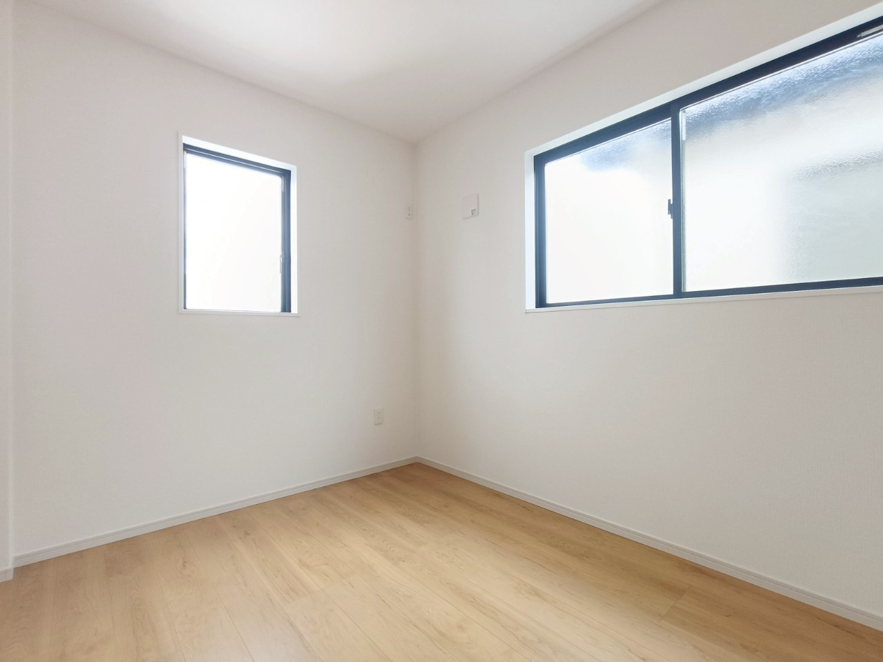 八潮市　八條　新築戸建　全1棟の洋室|施工例です