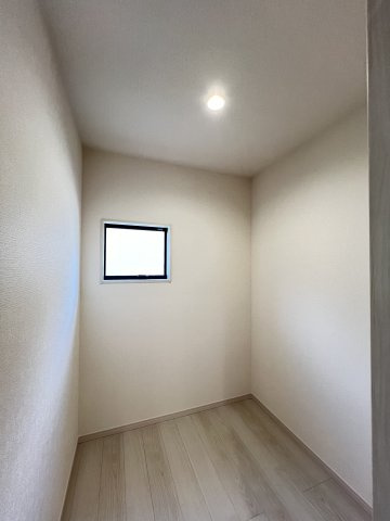 橿原市四条町５期全２棟の収納|ストレージルーム