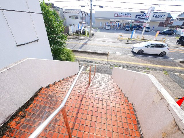 杉田店舗ビル