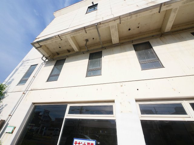 杉田店舗ビル
