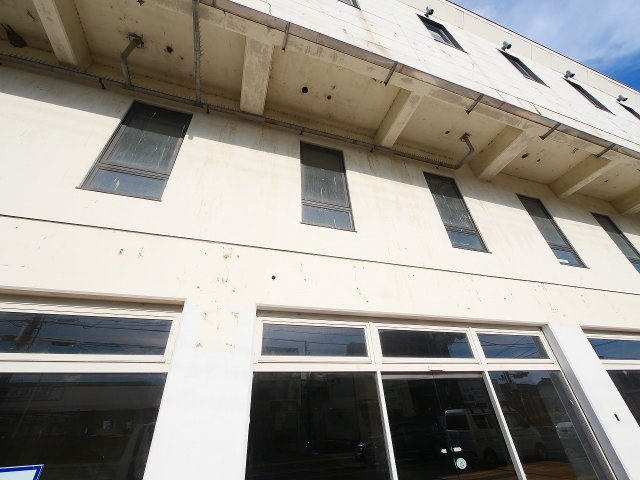 杉田店舗ビル