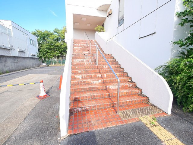 杉田店舗ビル