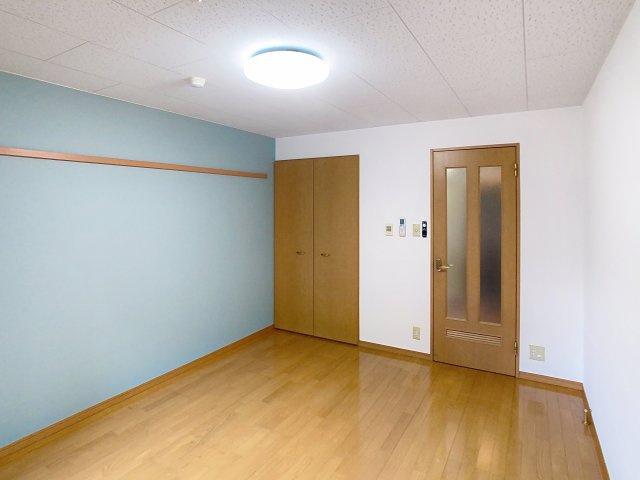 カリオンの寝室|ゆったり過ごせる居間です