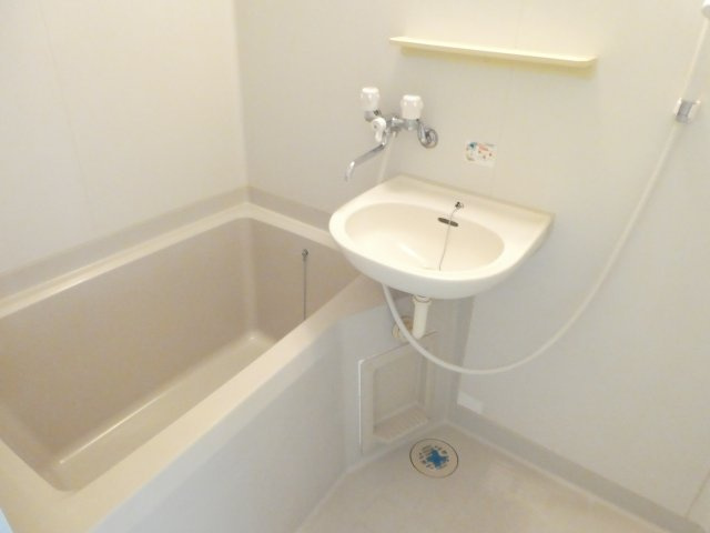 売布Ｋハイツの浴室