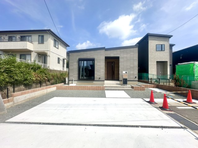 【新築戸建】高崎市箕郷町生原　の外観|■外観｜閑静な住宅街で始める新しい暮らし♪開放的な毎日をあなたへ(^^♪