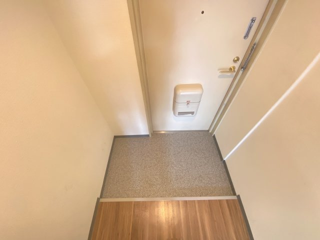 リバティ久保の玄関|同物件別部屋イメージ写真