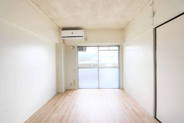 ビレッジハウス立谷川1号棟の居間・リビング|ビレッジハウスの同一物件・同一タイプの間取りの写真です