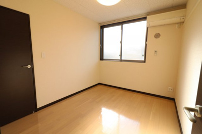 【その他】 | レオネクストメゾン米原 | １Ｆは居室（寝室）として皆様ご利用頂いております。