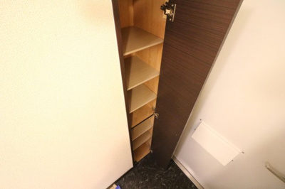 【玄関】 | レオネクストかのう | シューズボックス完備