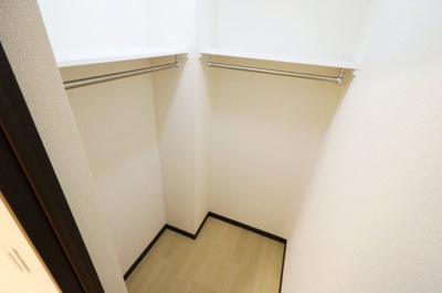 【内装】 | レオネクストかのう | ウォークインクローゼット付！お部屋もすっきり片付けられます