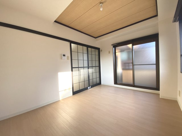 【居間・リビング】