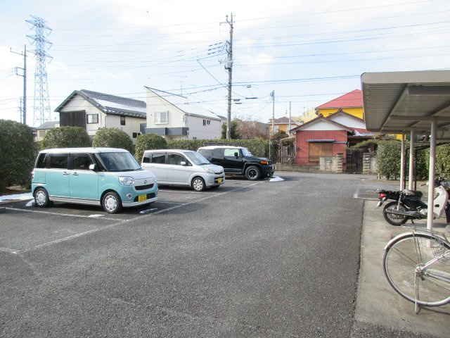 エントピア新秋津　Ａの駐車場