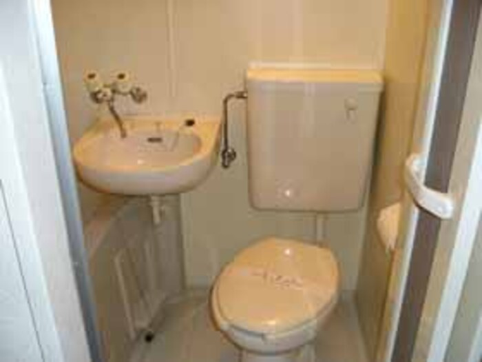 エントピア新秋津　Ａのトイレ