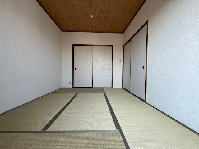 ヒカリハイツドイⅡの和室