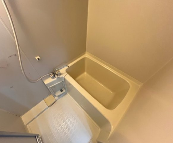 ヒカリハイツドイⅡの浴室