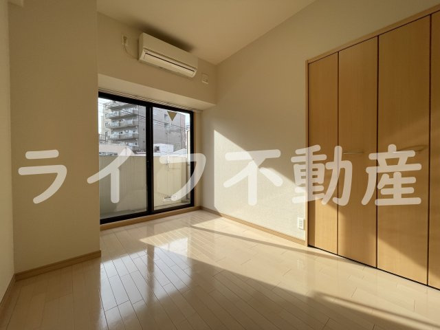 CITY SPIRE布施の居間・リビング|こちらのリビングで趣味の時間をお楽しみください