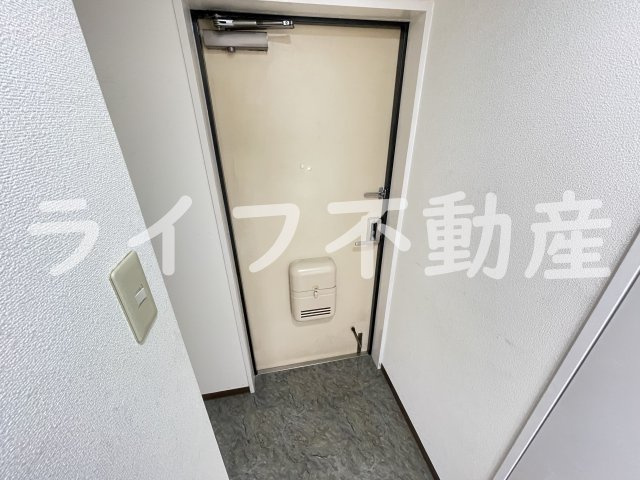 フェルザ長田の玄関|ゆったりとした玄関です