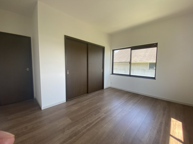 広川町中古住宅の洋室