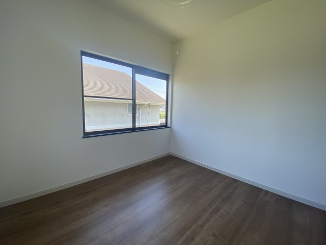 広川町中古住宅の洋室