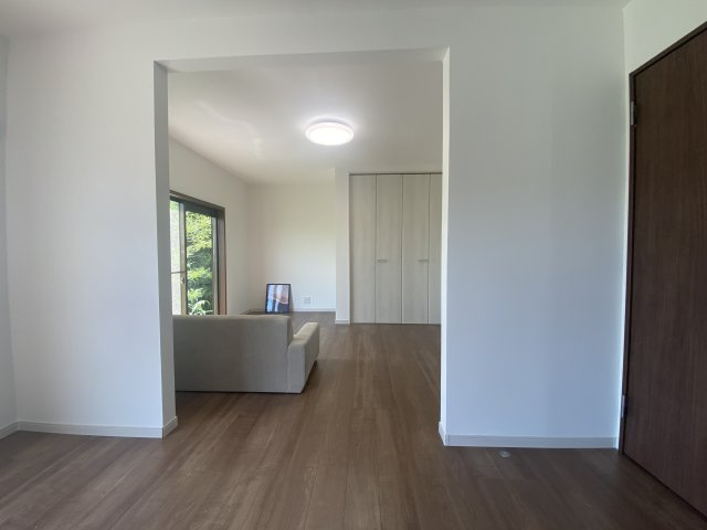 広川町中古住宅の居間・リビング