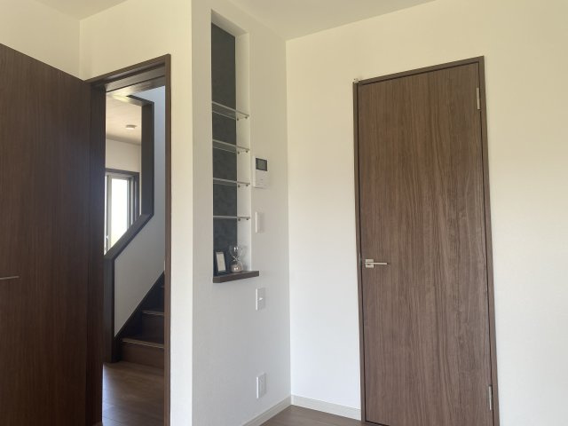 広川町中古住宅の居間・リビング