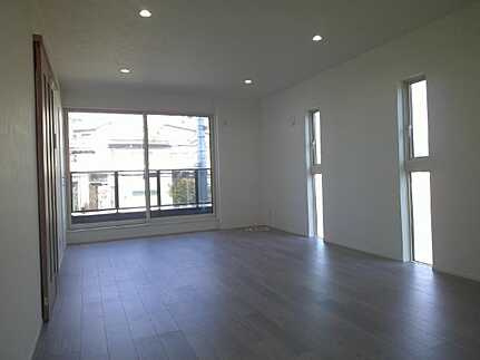 安芸郡府中町鹿籠2丁目の居間・リビング