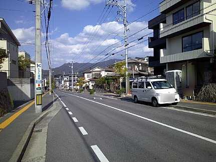 安芸郡府中町鹿籠2丁目の前面道路含む現地写真