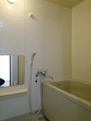 【浴室】 | シャルマン北川毛Ａ | きれいなお風呂です