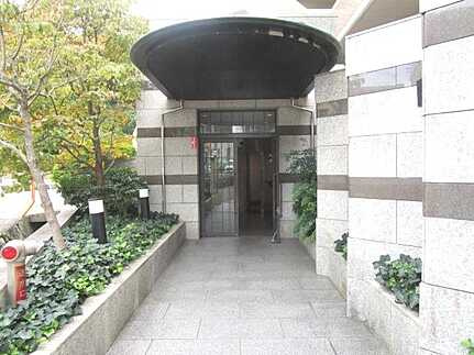 Jcityせせらぎ公園のエントランス