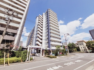 【外観】 | 永く生活をしていく場所だからこそ、街並みや周辺の環境も大切です。物件と合わせて生活環境のイメージもご提案いたします。