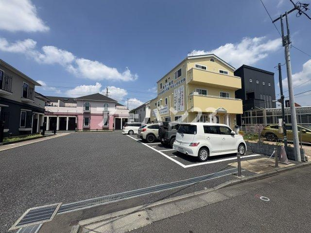 エコリビングステージ上北台北棟の駐車場