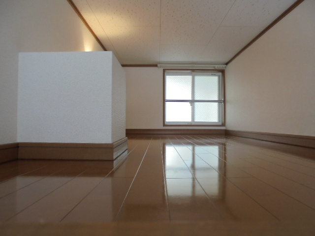 メインシティガーデン・フォルトゥーナの居間・リビング