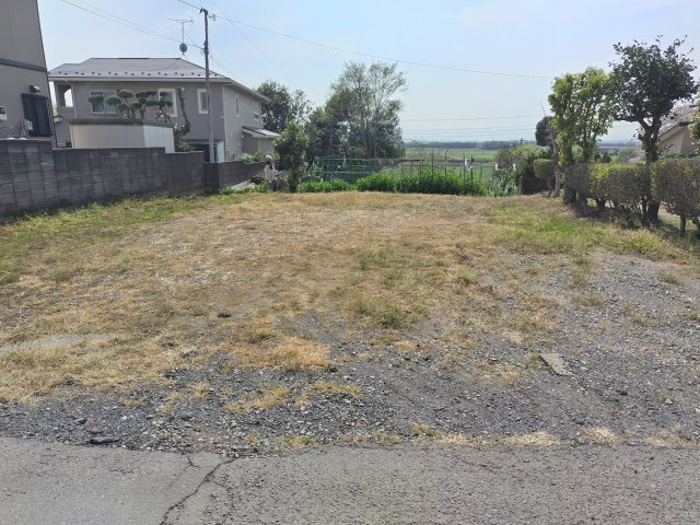 〈調整区域〉鴻巣駅22分。54坪の整形地。12号の許可取得で建築可能な住宅用地。の外観