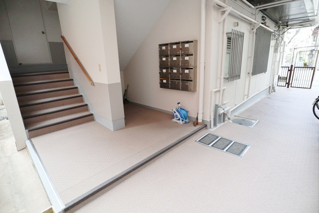 【ロビー】 | コウフハイツ片山