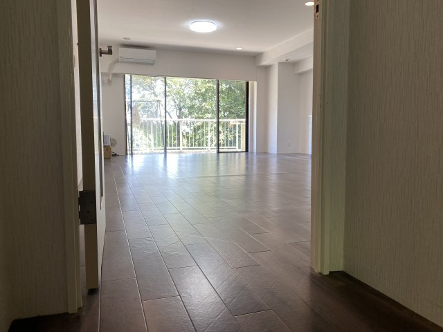 ベルエール熱海来の宮の居間・リビング