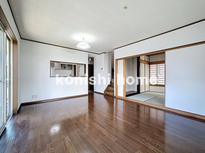 【居間・リビング】 | 桜区町谷3丁目戸建