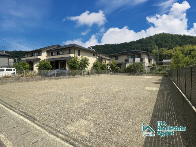 岩倉南木野町 土地(2号地)の前面道路含む現地写真