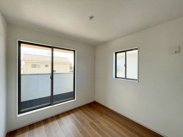 【洋室】 | 吉岡町大久保　2号棟