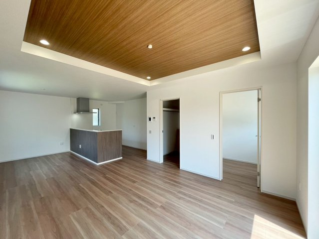 【居間・リビング】 | 吉岡町大久保　2号棟