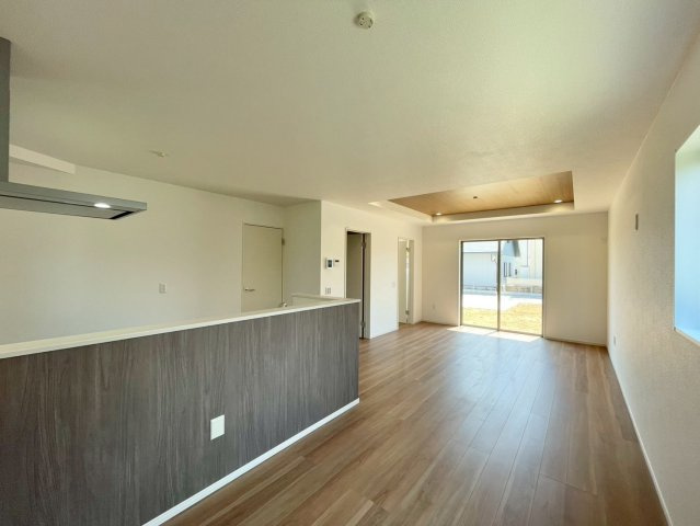 【居間・リビング】 | 吉岡町大久保　2号棟