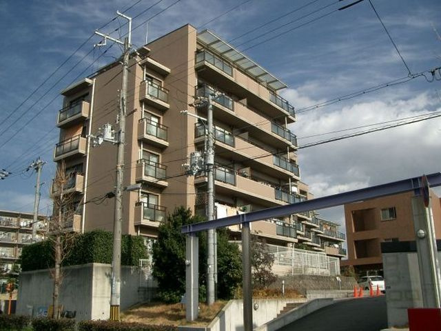 藤和東豊中ホームズの外観