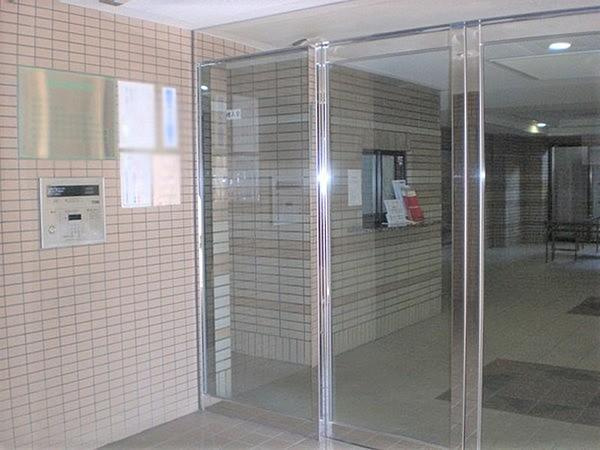 藤和東豊中ホームズのエントランス