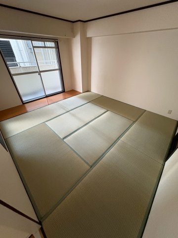 大阪市西区南堀江２丁目の賃貸マンションの和室