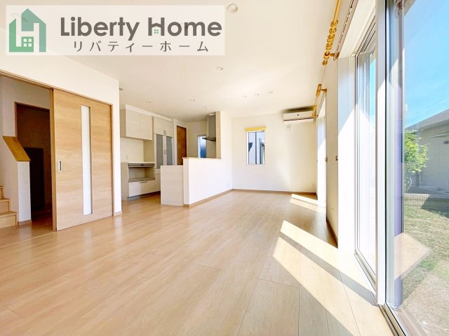 水戸市河和田町　中古戸建の居間・リビング