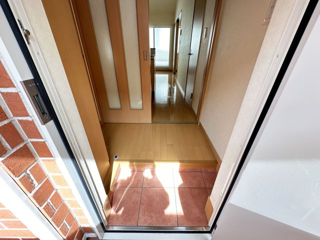 煉瓦の家SAKURAIの玄関