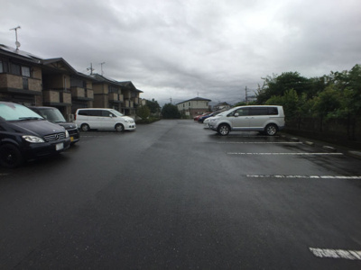 【駐車場】 | フローラルコートＥ