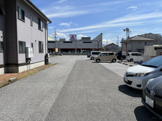 【駐車場】