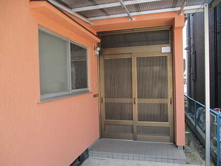 広島市佐伯区八幡東２丁目　中古一戸建て(JS)の玄関