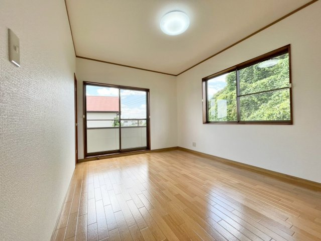 【寝室】 | 桐生市新里町山上　中古住宅