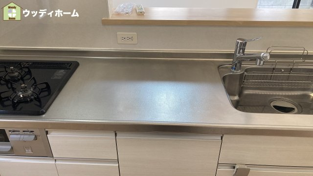 越谷市大泊　中古一戸建てのキッチン